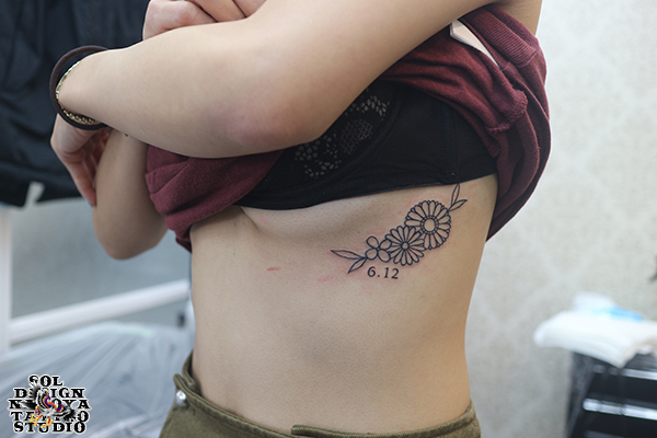 Priceではワンポイントからの値段について記載しています タトゥー 刺青 なら名古屋大須にあるガールズに特化したスタジオへ