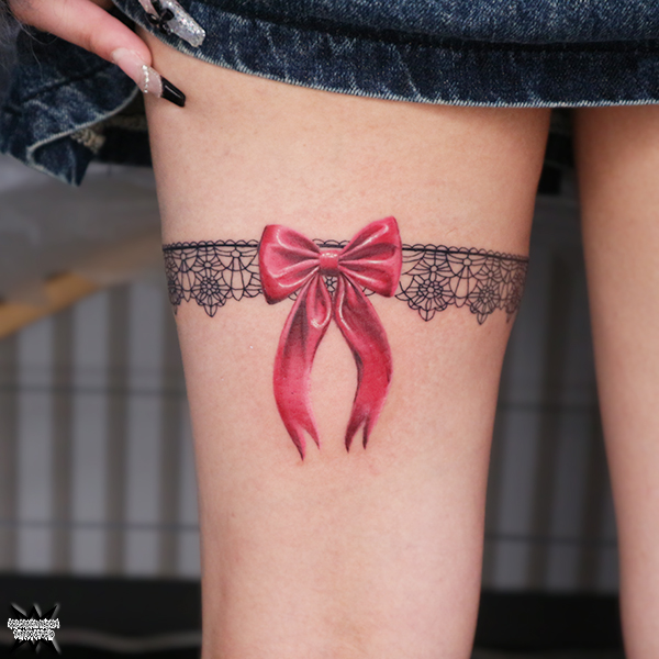 名古屋　タトゥー　女性