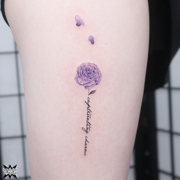 名古屋　タトゥー　女性